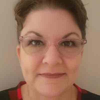 Lee Kellogg, therapist at Gowthorpe Therapists